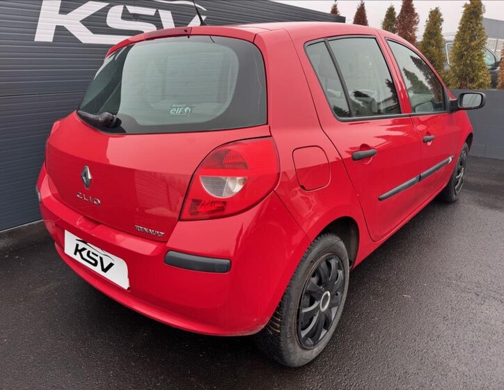 Renault Clio Hatchback 1,6 l 65 kw