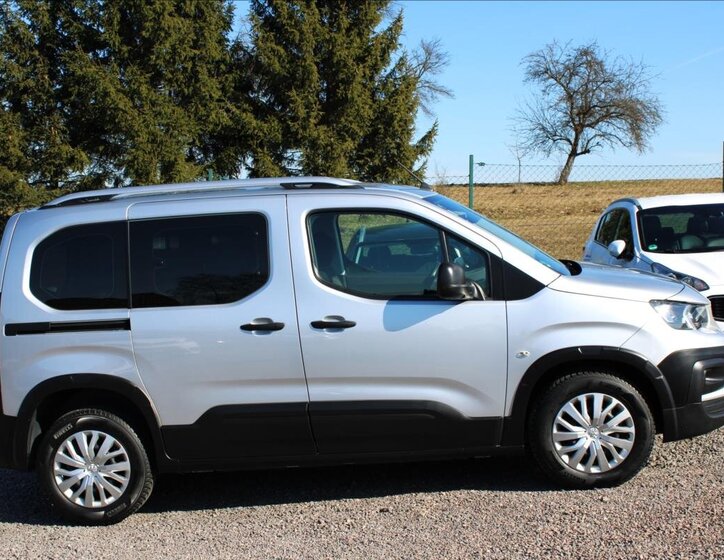 Peugeot Rifter Kombi 1,5 l 96 kw