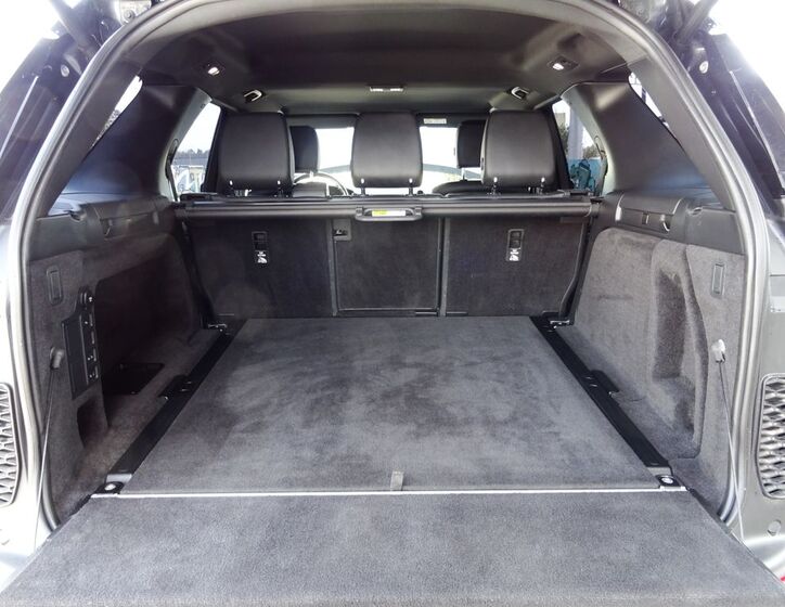 Land Rover Discovery 28