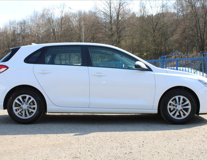 Hyundai i30 Hatchback 1,5 l 80 kw