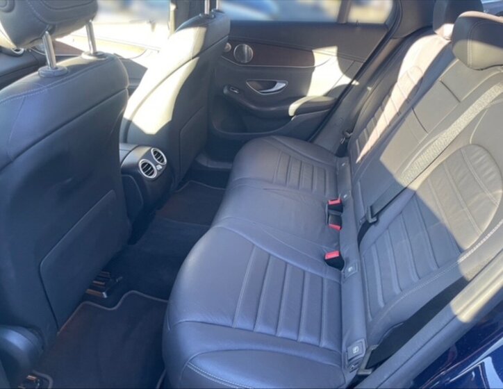 Mercedes-Benz GLC SUV 2,0 l 180 kw