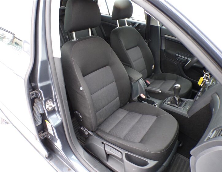 Škoda Octavia Kombi 2,0 l 103 kw