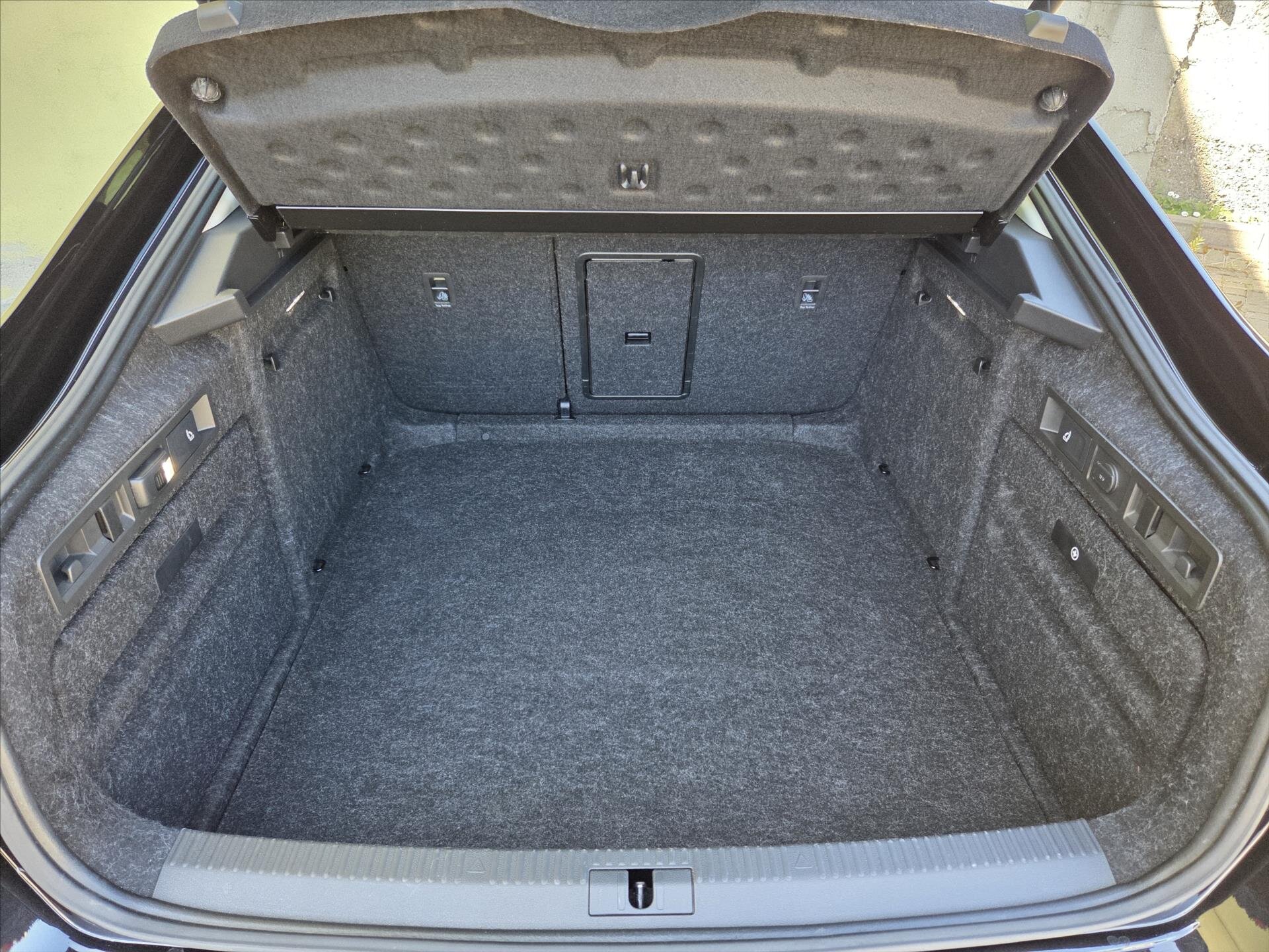 Škoda Superb Liftback 2,0 l 110 kw