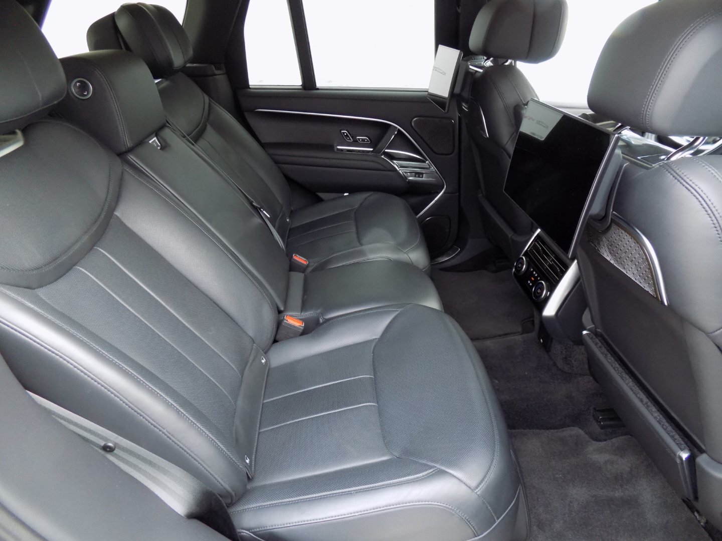 Land Rover Range Rover SUV 4,4 l 390 kw