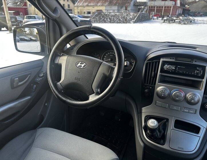 Hyundai H 1 Kombi 2,5 l 125 kw