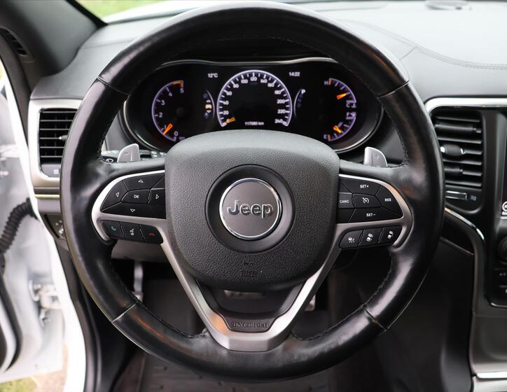 Jeep Grand Cherokee 19