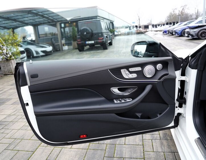 Mercedes-Benz Třídy E 21