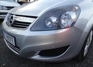 Opel Zafira 4