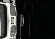 Mercedes-Benz GLA 27