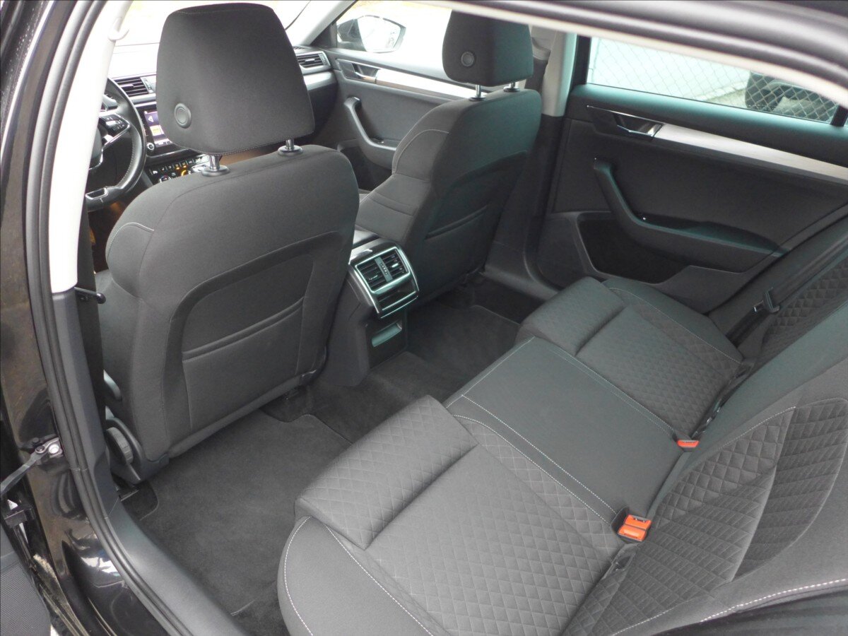 Škoda Superb Kombi 2,0 l 110 kw