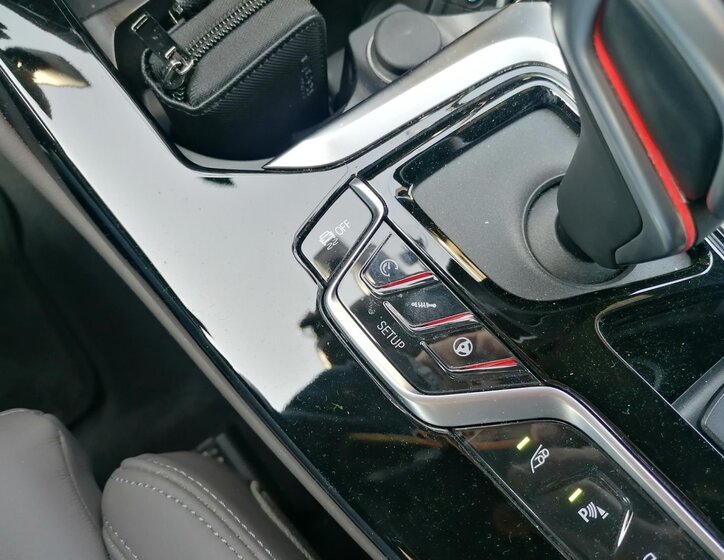 BMW X4 SUV / Terénní 3,0 l 375 kw