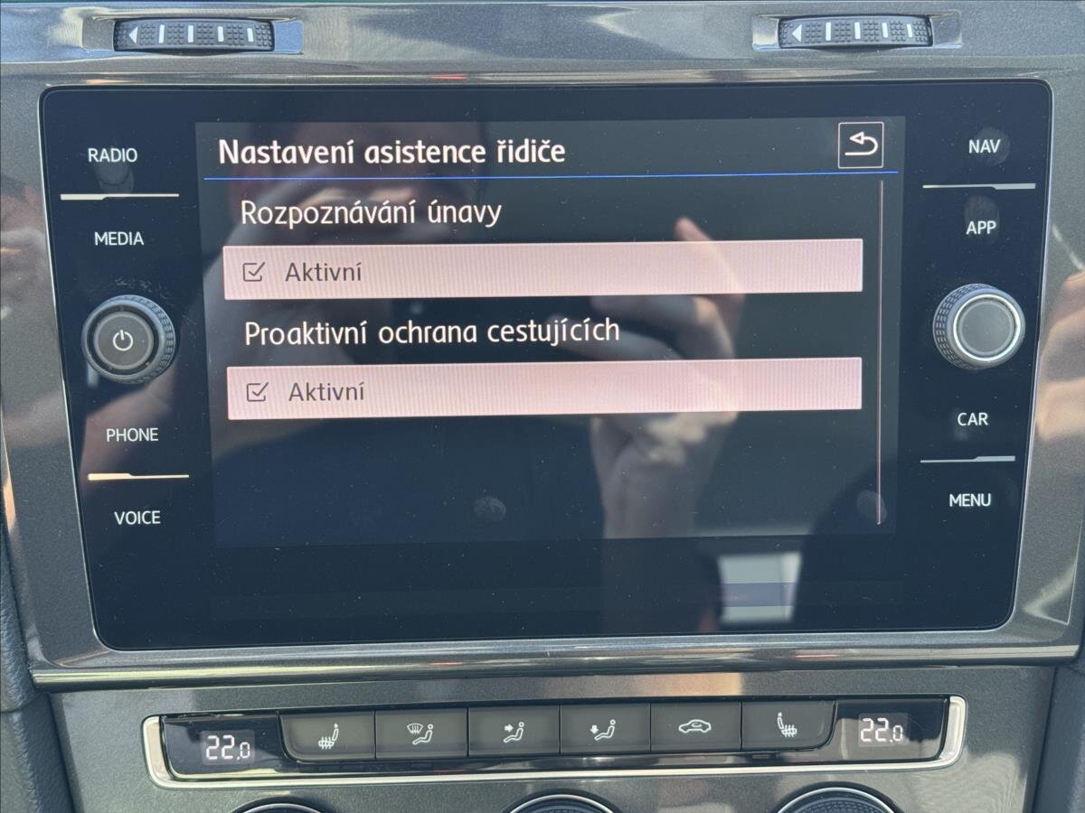 Volkswagen Golf Kombi 1,6 l 85 kw