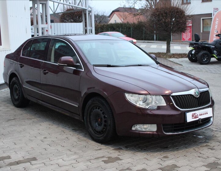 Škoda Superb 2