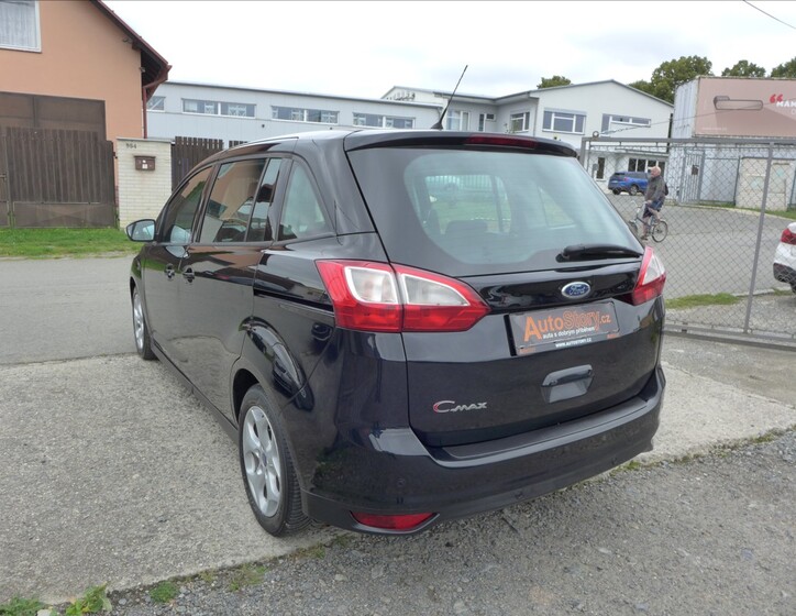 Ford Grand C-MAX 8