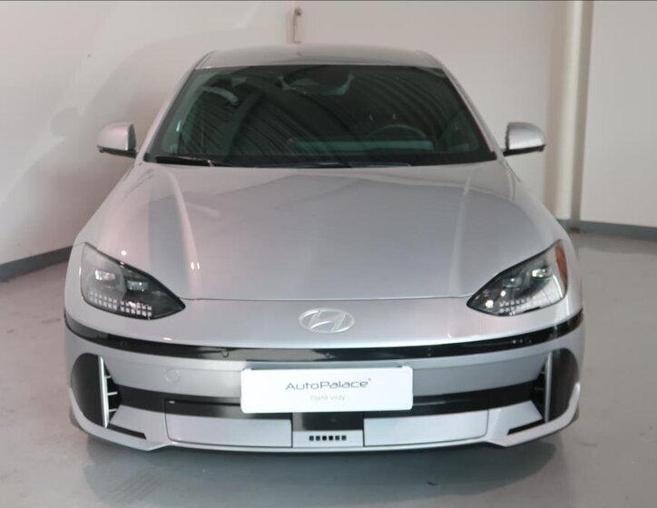 Hyundai Ioniq 6 Sedan / Limuzína 0,0 239 kw