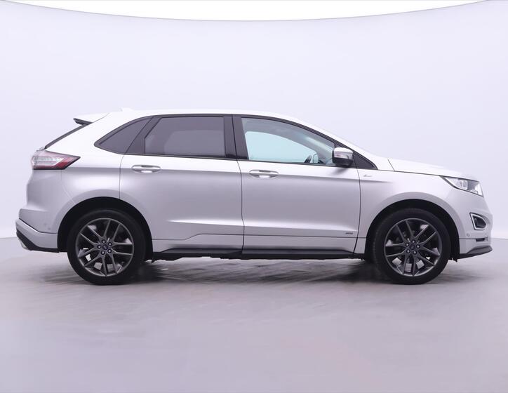Ford Edge 8