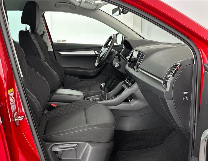 Škoda Karoq SUV / Terénní 2,0 l 85 kw