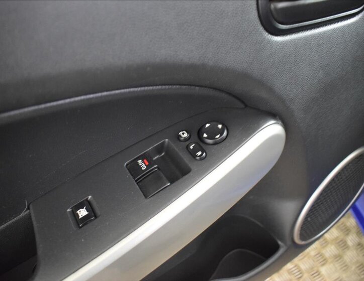 Mazda 2 Hatchback 1,4 l 50 kw