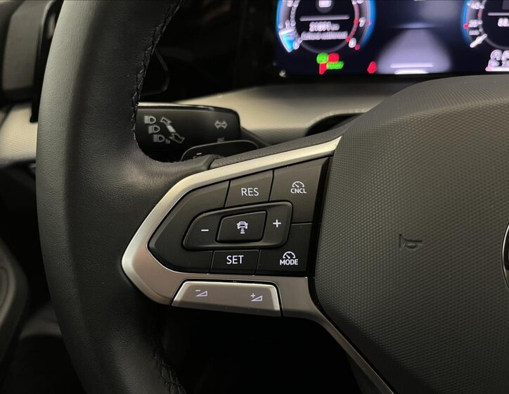 Volkswagen Golf Kombi 1,5 l 110 kw