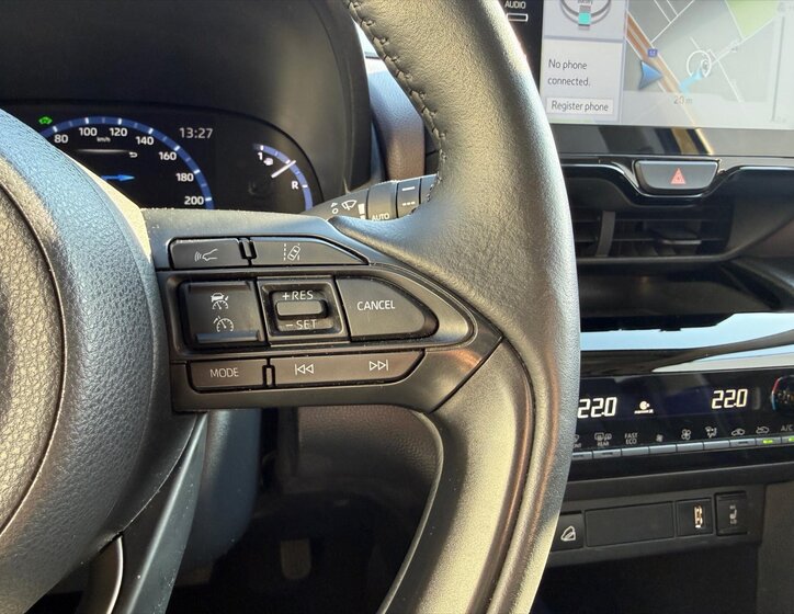 Toyota Yaris Cross SUV 1,5 l 68 kw