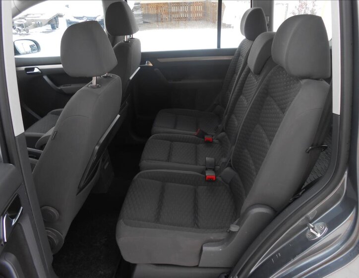 Volkswagen Touran MPV 2,0 l 103 kw
