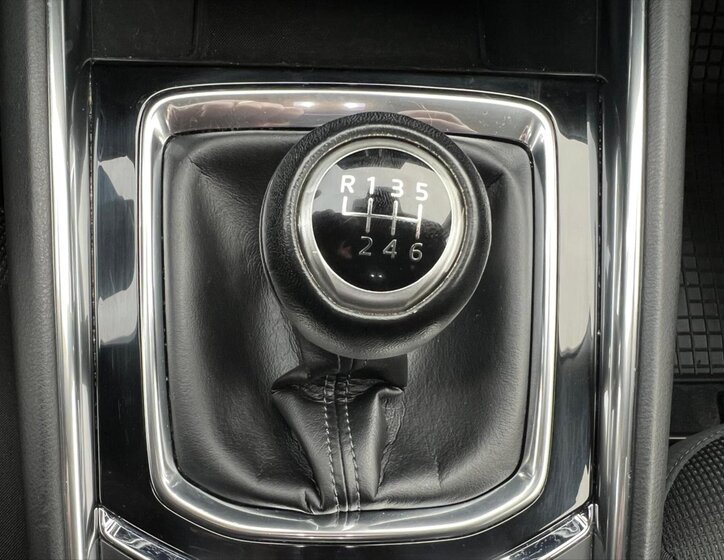 Mazda CX-5 Kombi 2,0 l 121 kw