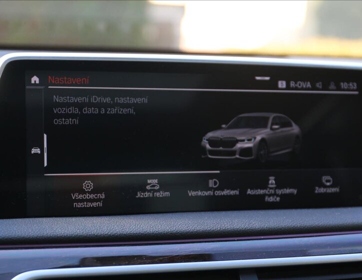 BMW Řada 7 Sedan / Limuzína 3,0 l 294 kw