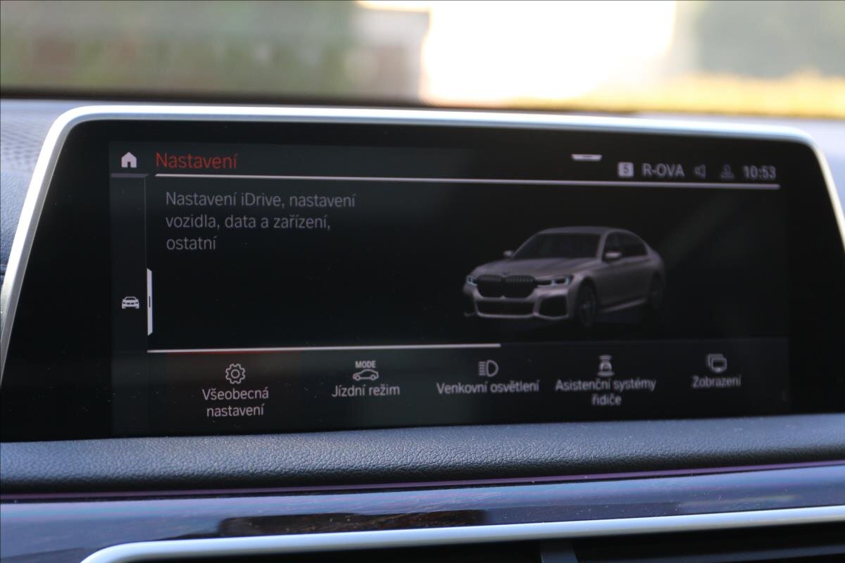 BMW Řada 7 Sedan / Limuzína 3,0 l 294 kw