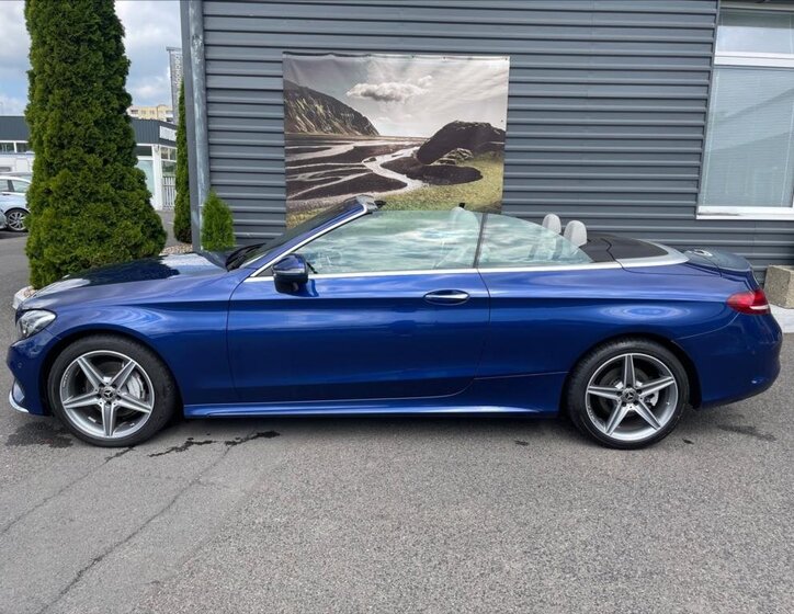 Mercedes-Benz Třídy C Kabriolet 2,1 l 125 kw