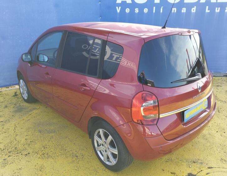 Renault Modus Hatchback 1,1 l 74 kw