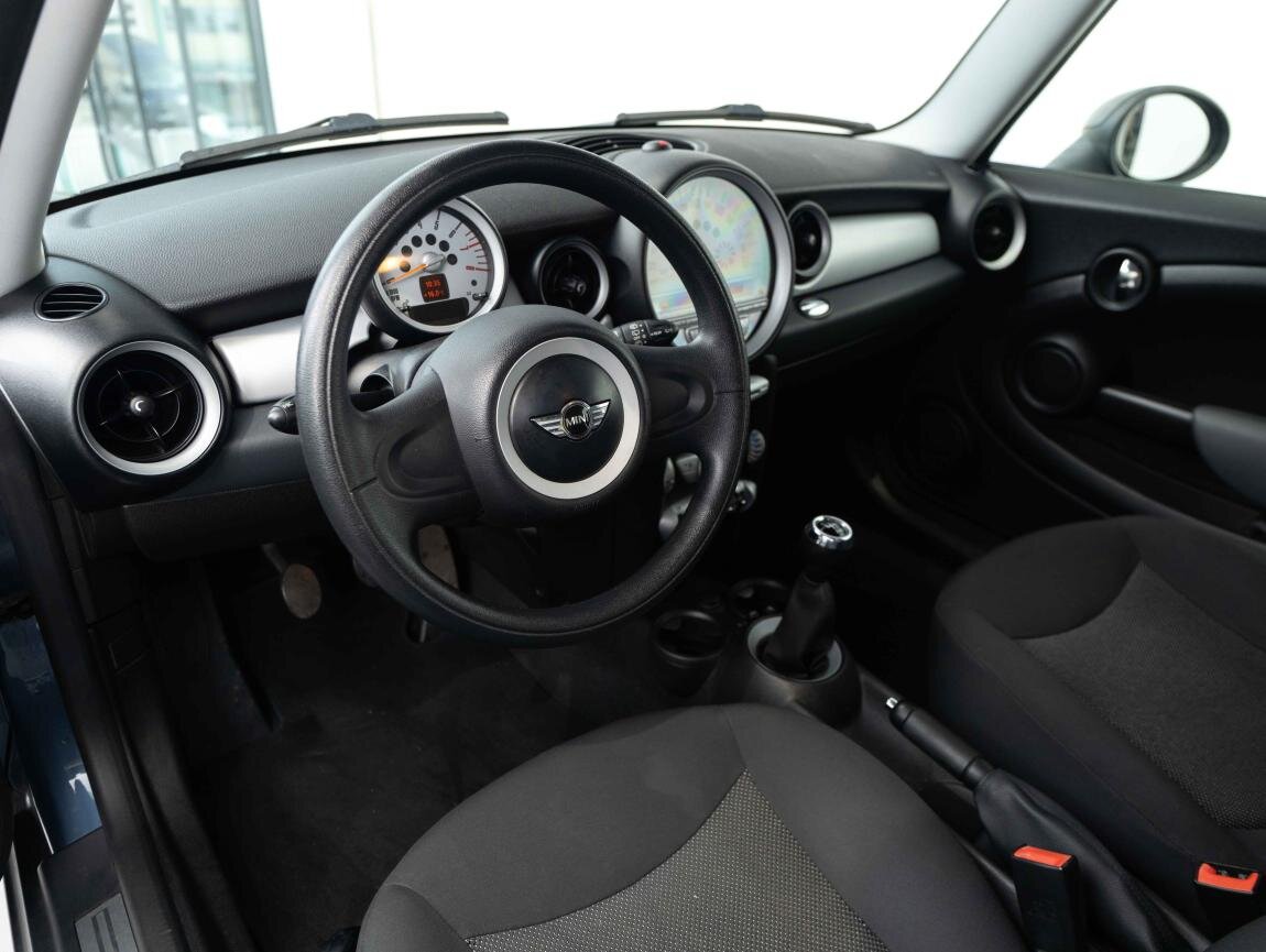 Mini Cooper Hatchback 1,4 l 70 kw