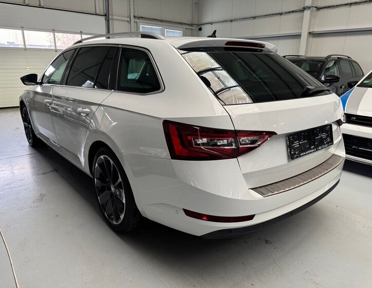 Škoda Superb Kombi 1,8 l 132 kw