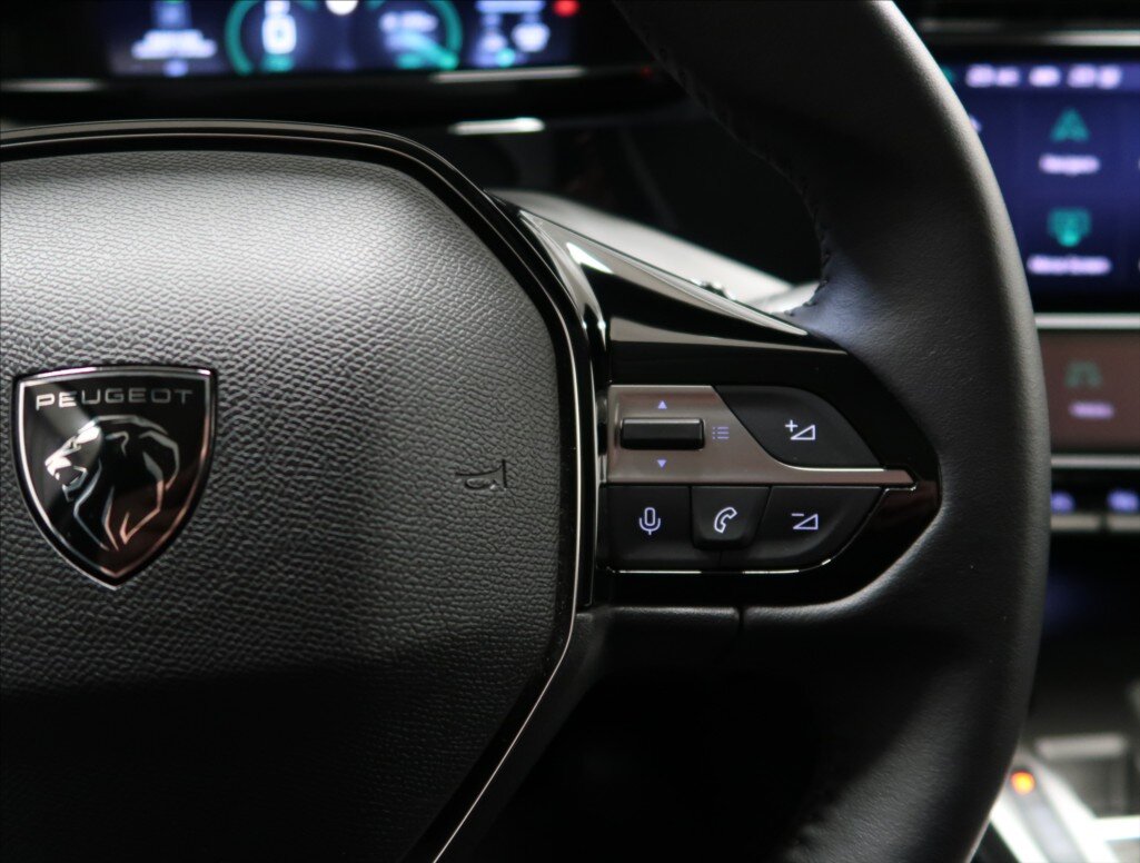 Peugeot 308 Kombi 1,5 l 96 kw