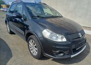 Suzuki SX4 Hatchback 2,0 l 99 kw