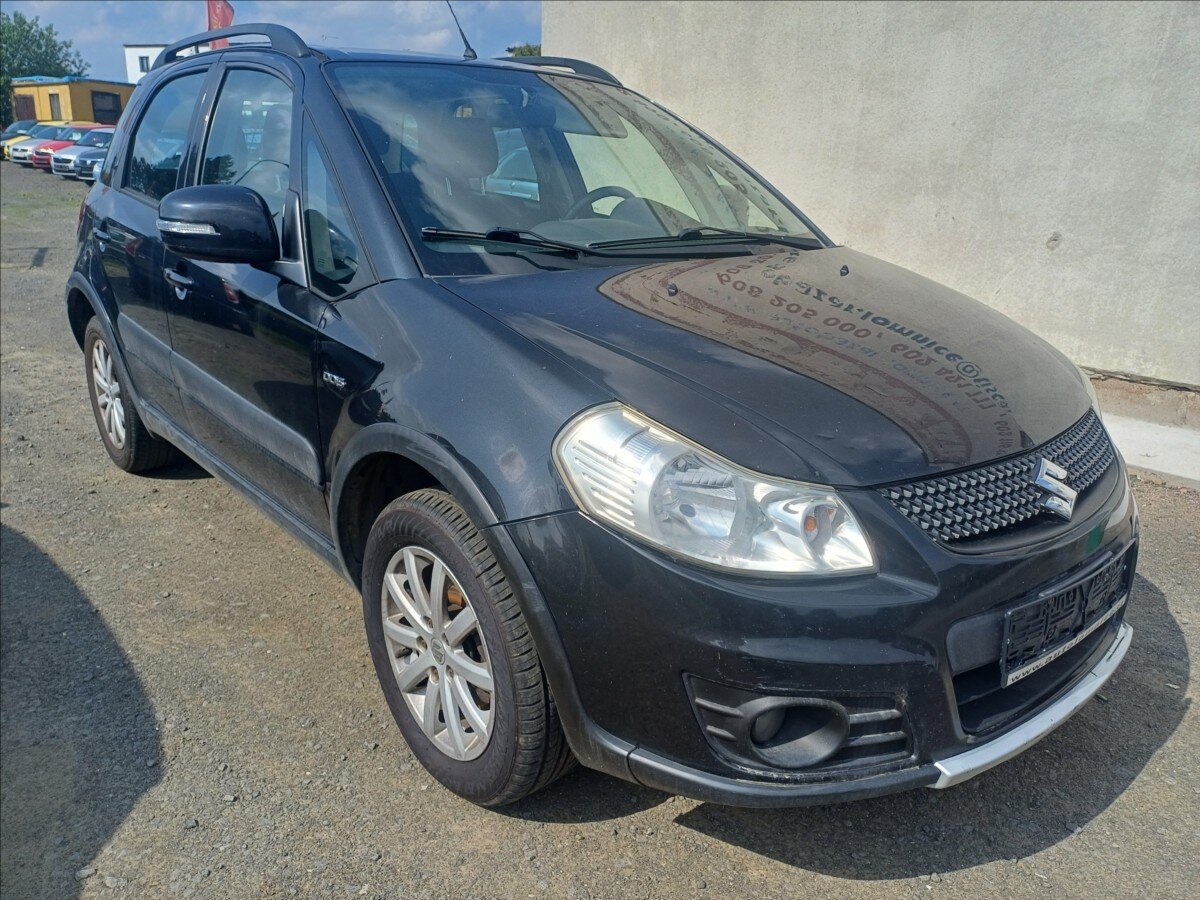 Suzuki SX4 Hatchback 2,0 l 99 kw