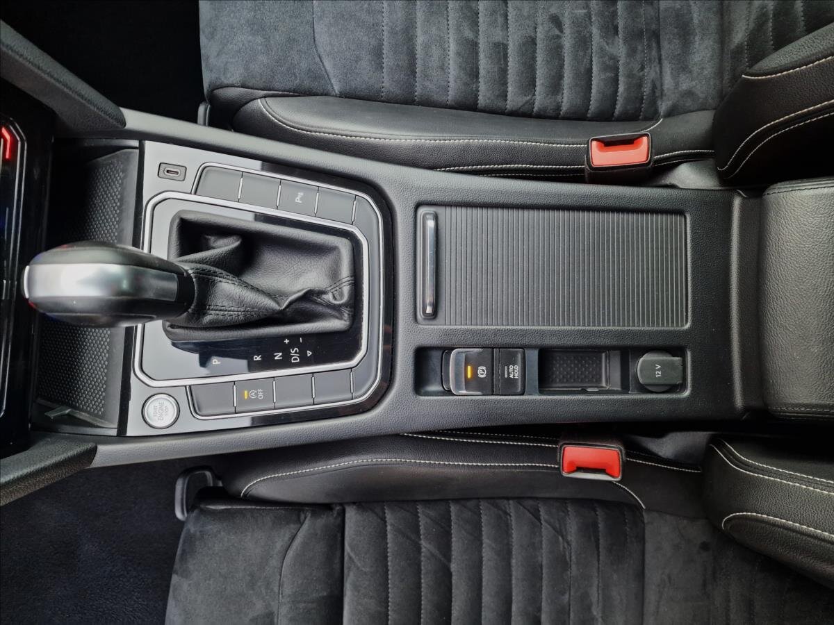 Volkswagen Passat Kombi 2,0 l 110 kw