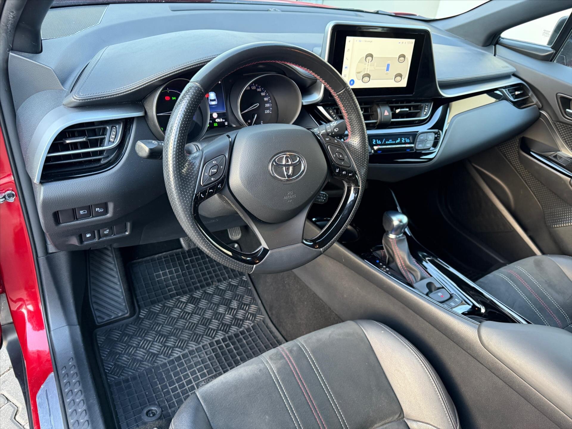 Toyota C-HR SUV 2,0 l 112 kw