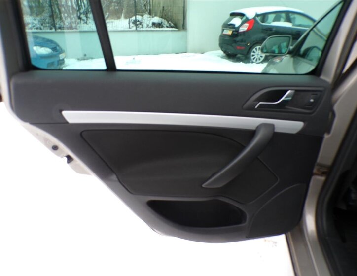 Škoda Octavia Kombi 2,0 l 103 kw