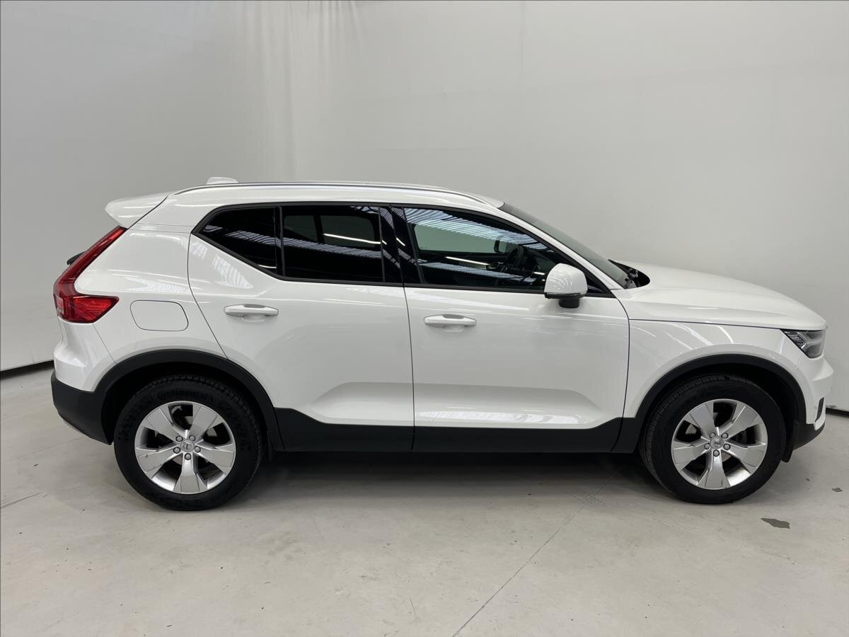 Volvo XC40 SUV 1,5 l 120 kw