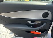 Mercedes-Benz Třídy E Sedan / Limuzína 3,0 l 190 kw