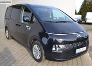 Hyundai Staria 7
