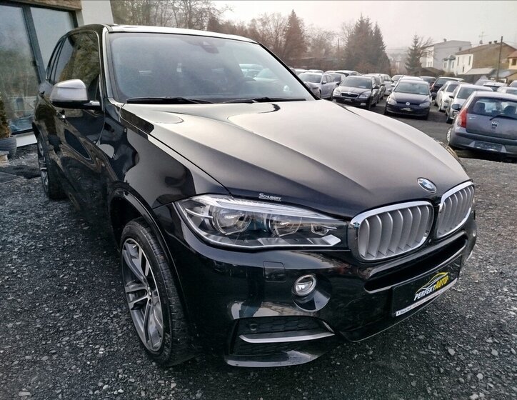 BMW X5 SUV 3,0 l 280 kw