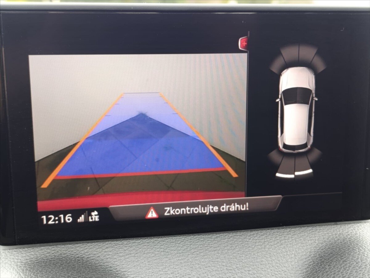 Audi Q2 SUV / Terénní 999,0 85 kw