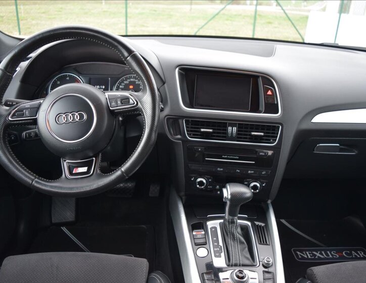 Audi Q5 SUV / Terénní 3,0 l 180 kw