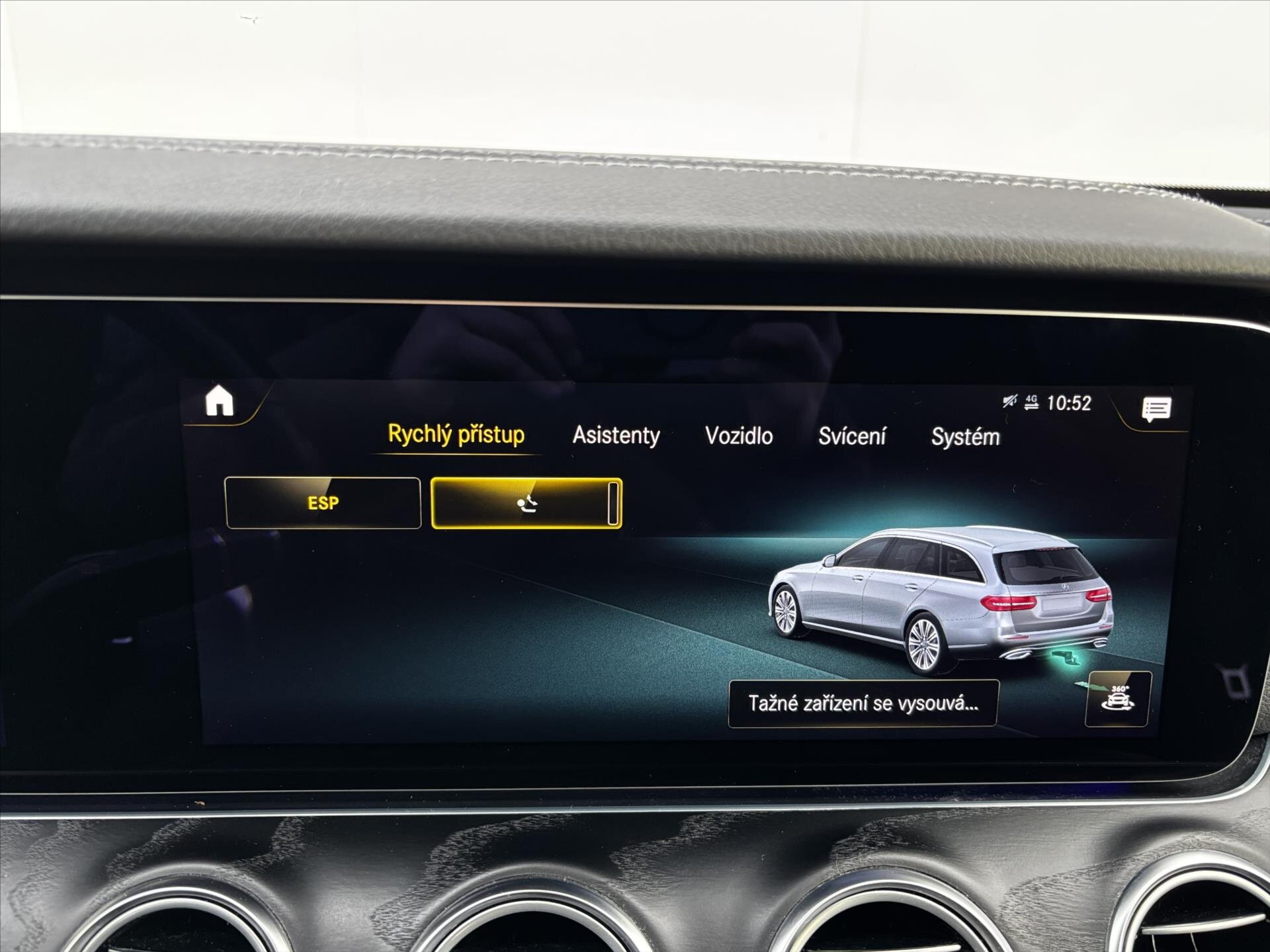 Mercedes-Benz Třídy E Kombi 2,0 l 143 kw