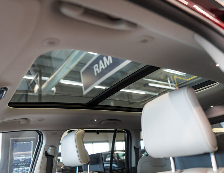 Jeep Grand Cherokee 34