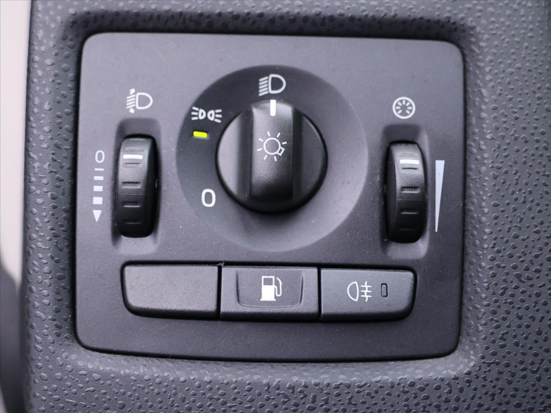 Volvo C30 Hatchback 1,6 l 73 kw