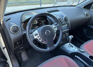 Nissan Qashqai SUV / Terénní 2,0 l 110 kw