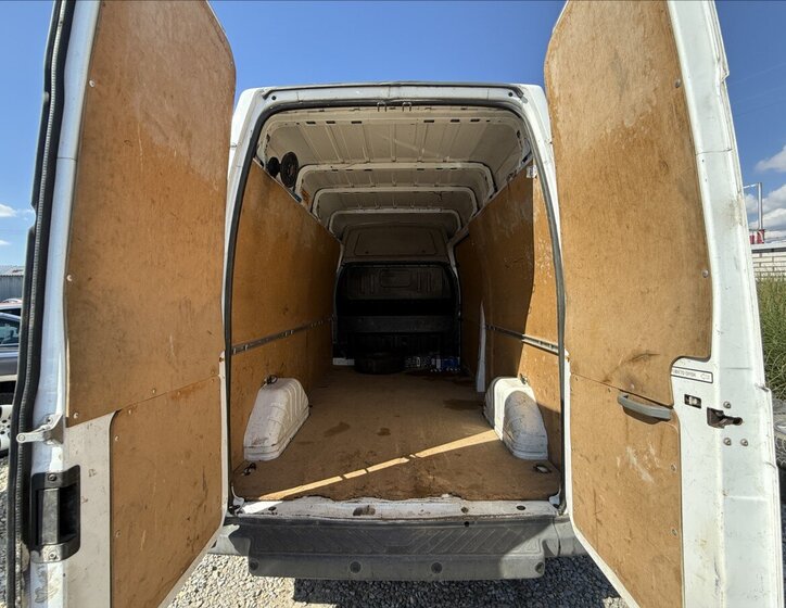 Ford Transit 16