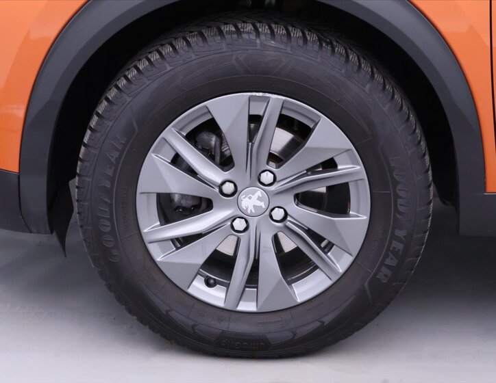 Peugeot 2008 SUV / Terénní 1,2 l 96 kw